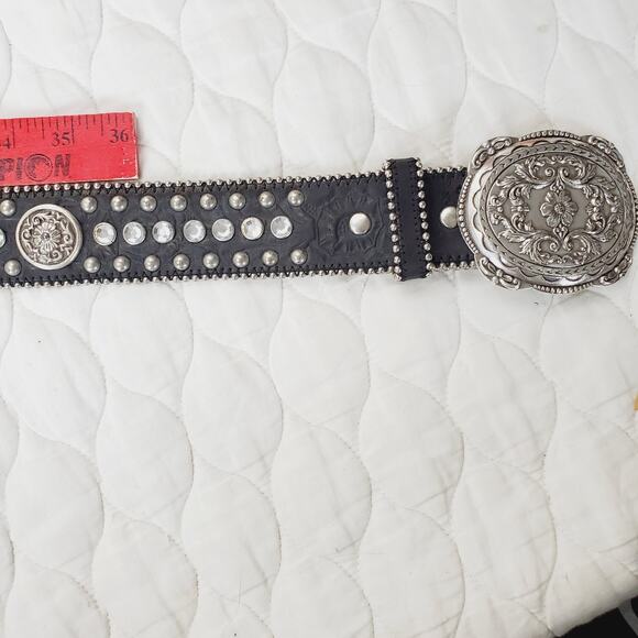 Vintage Women\'s Leather Belt Detailed Rhinestone Flower Studded Black & Silver main image 11
